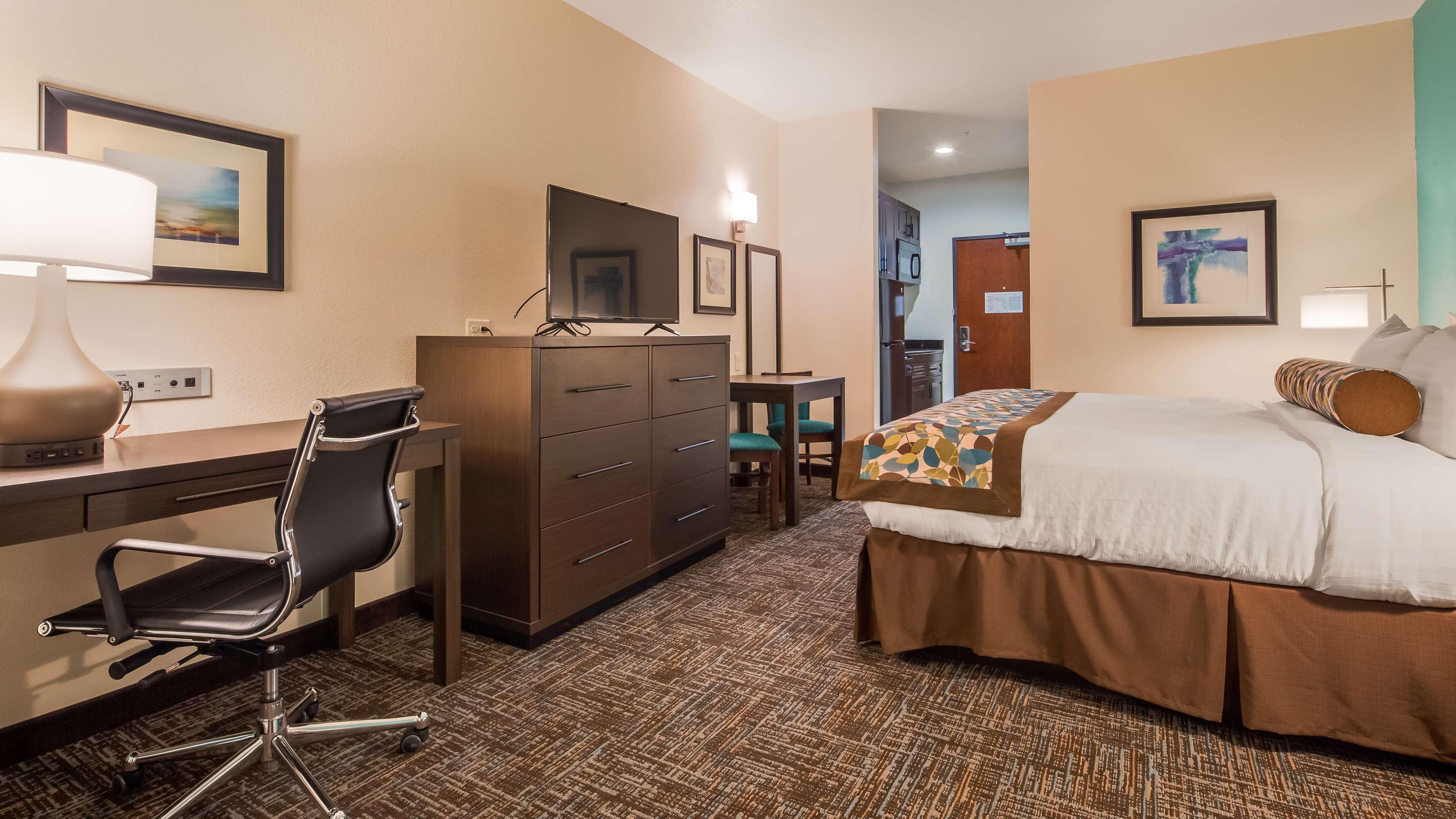 Best Western Plus/Executive Residency Elk City Eksteriør bilde