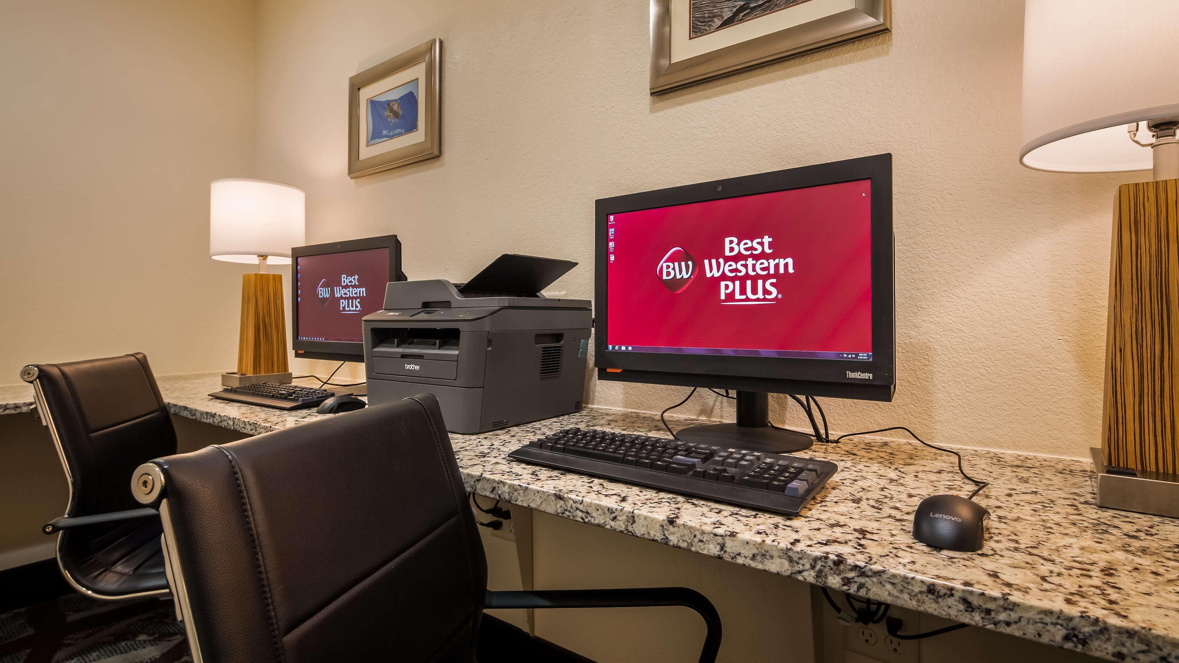 Best Western Plus/Executive Residency Elk City Hotell Eksteriør bilde