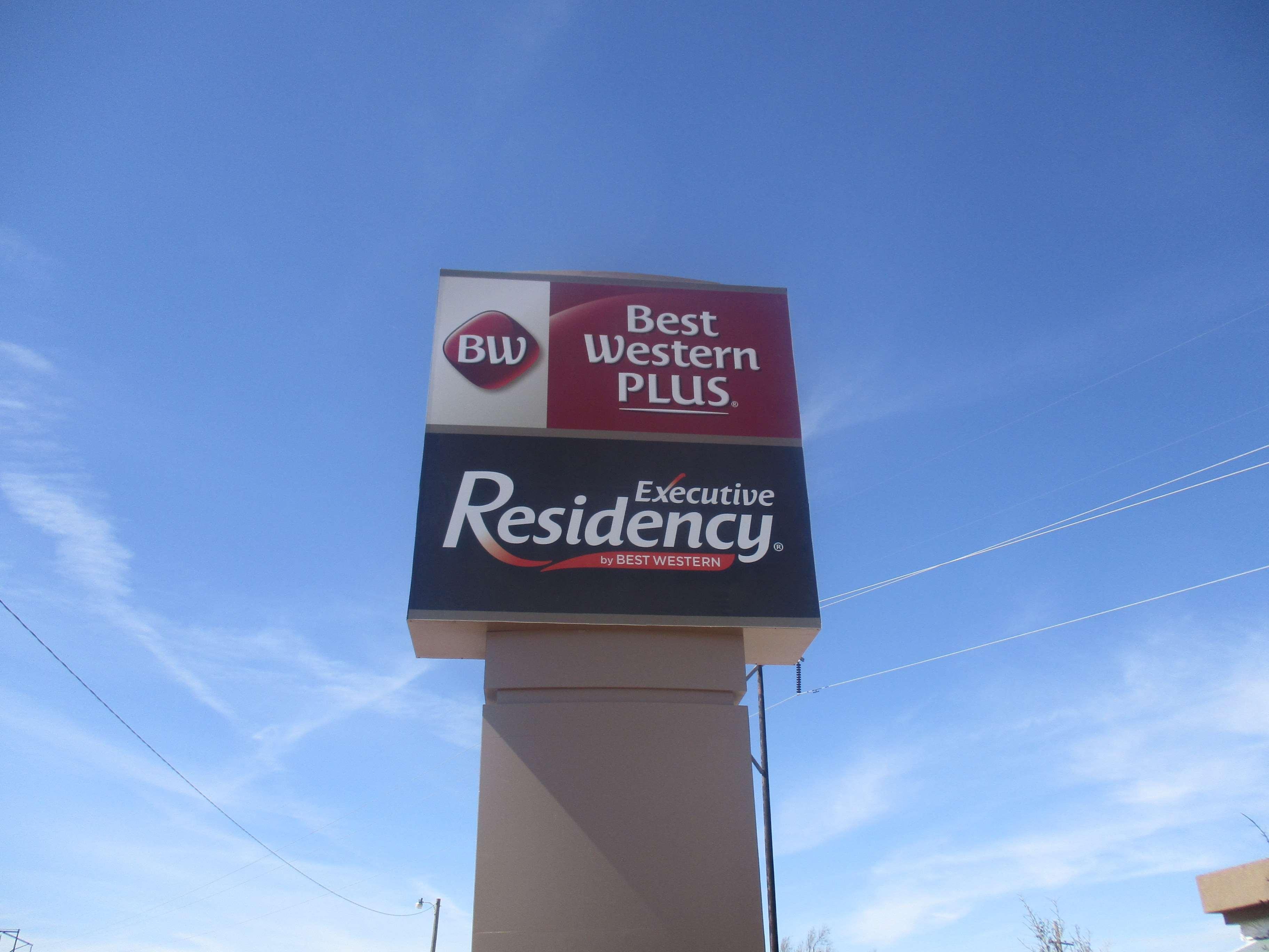 Best Western Plus/Executive Residency Elk City Eksteriør bilde